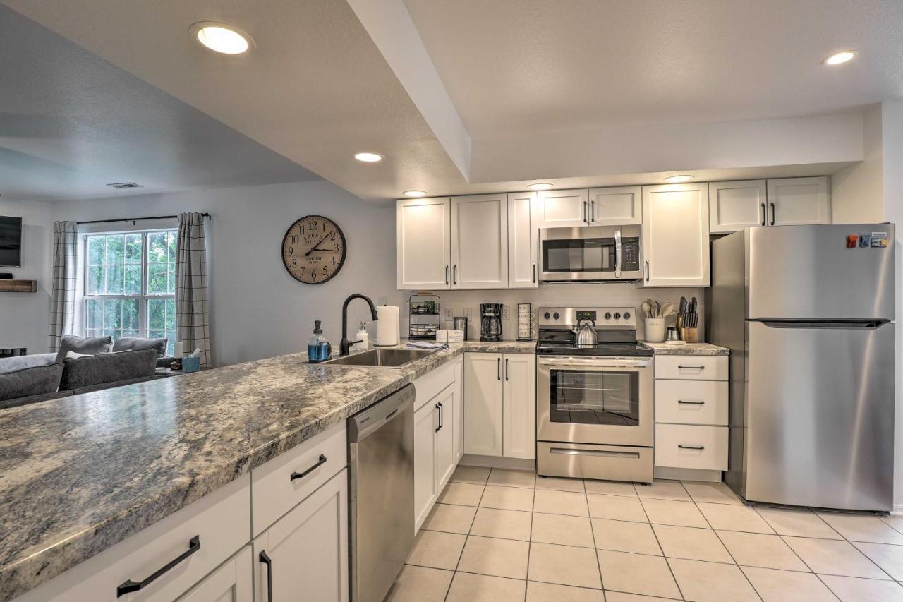 Branson Lakefront Condo With Sunroom And Lake Views! Exterior photo